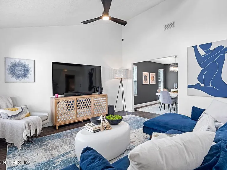 14352 Crystal Cove Dr S — Photo 5
