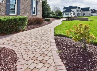 14 Equinox Ln, Freehold, NJ 07728