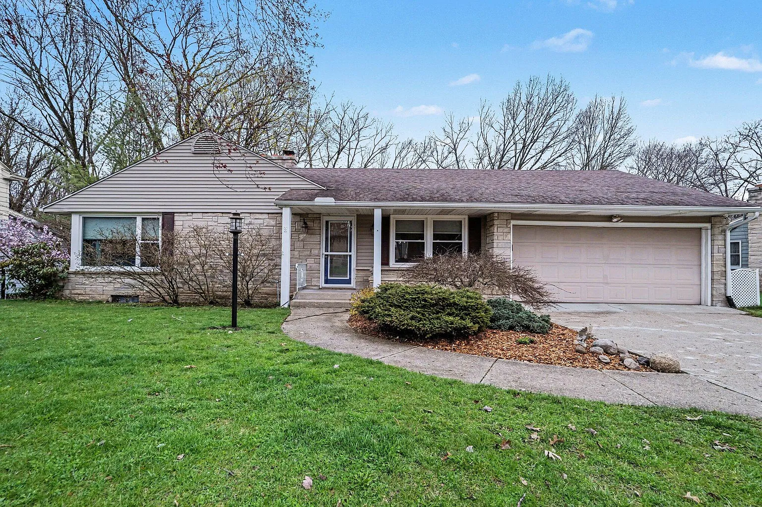 1336 Lama Rd photo 1
