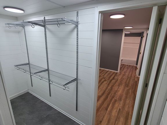 5th image of 4440 Vera Cruz Ave N #4440