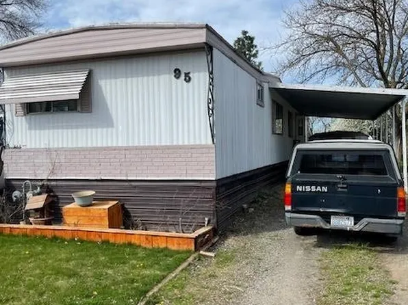 2601 N Barker Rd Trailer 95, Otis Orchards, WA 99027