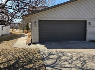 2526 25th Ave S UNIT B, Fargo, ND 58103