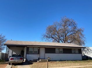 203 N Jaycee Ave, Denver City, TX 79323