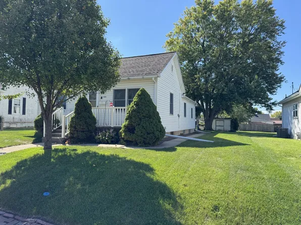 1026 10th St, La Salle, IL 61301