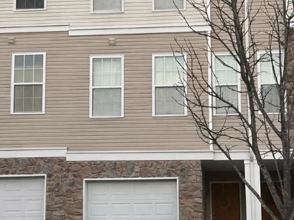 10 Rowand Way E, Clementon, NJ 08021