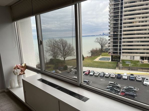 12700 Lake Ave APT 1009