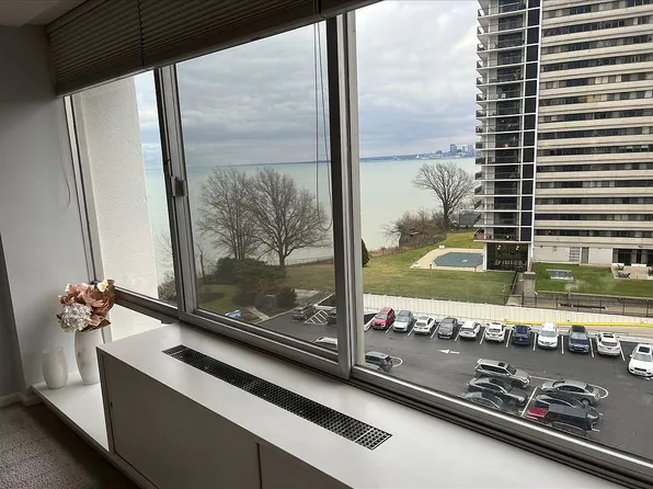 12700 Lake Ave APT 1009, Lakewood, OH 44107