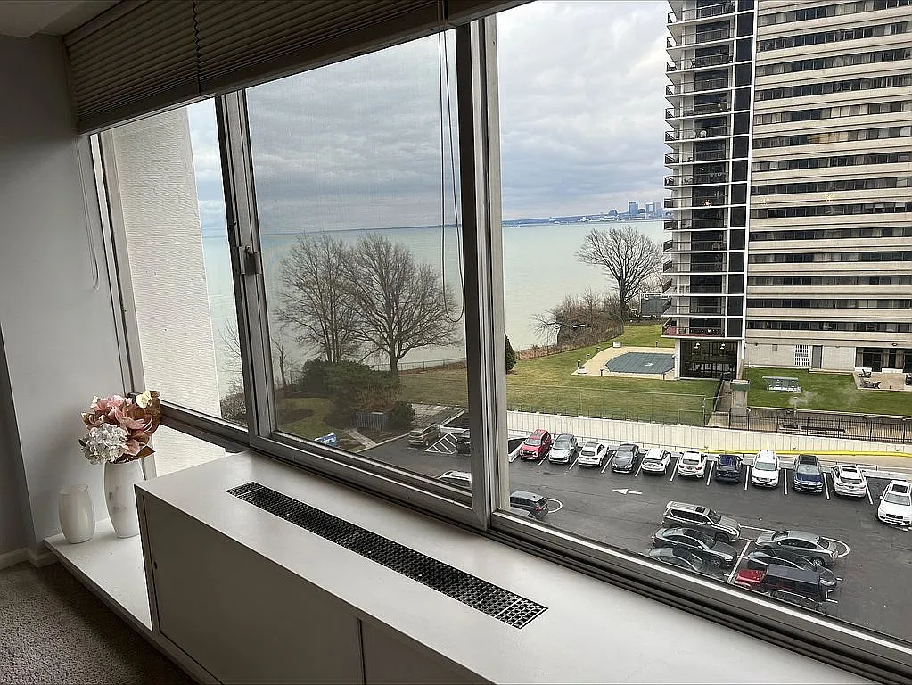 12700 Lake Ave APT 1009 photo 1