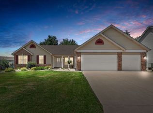 162 Amhurst Pl, Saint Charles, MO