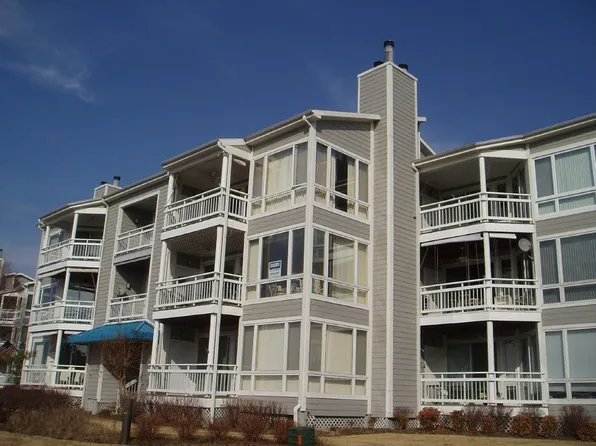 422 Oyster Cove Dr, Grasonville, MD 21638