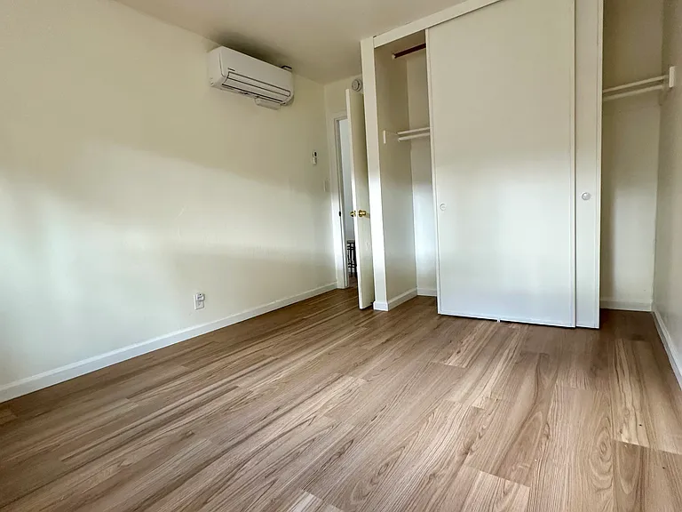 7339 Starward Dr — Photo 4