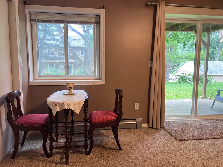 E13 Stonehedge Dr — Photo 10