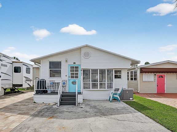 2nd image of 121 Nettles Boulevard