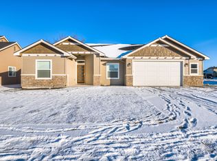 488 S Whim Ave, Kuna, ID 83634