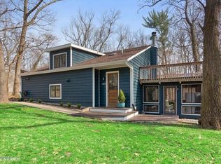 4201 Hillside Trl, New Buffalo, MI 49117