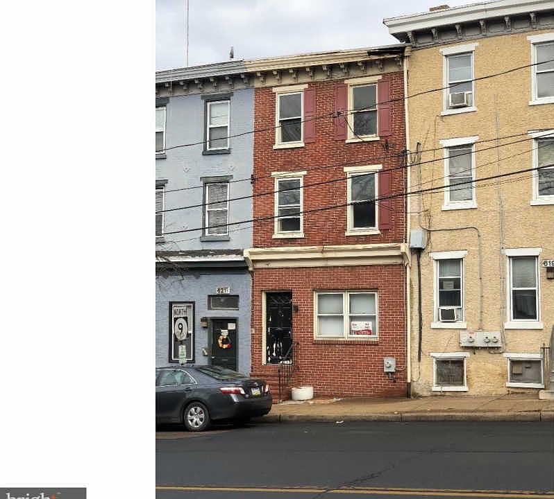 1st image of 621 W 4th St