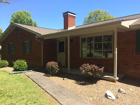 2nd image of 814 Chickasaw Dr