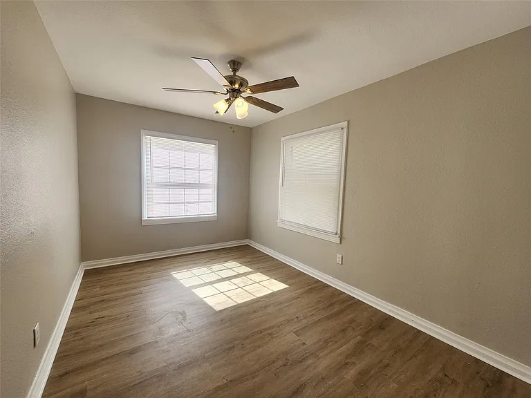 138 W Marion St — Photo 6