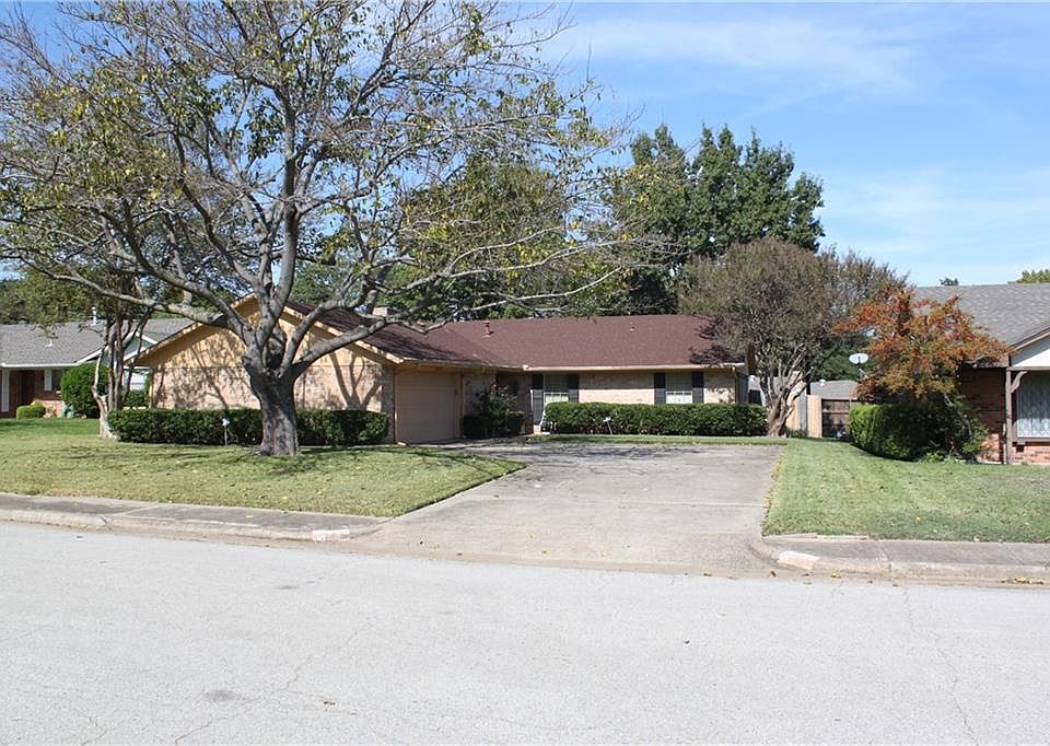 1st image of 719 Monroe Dr