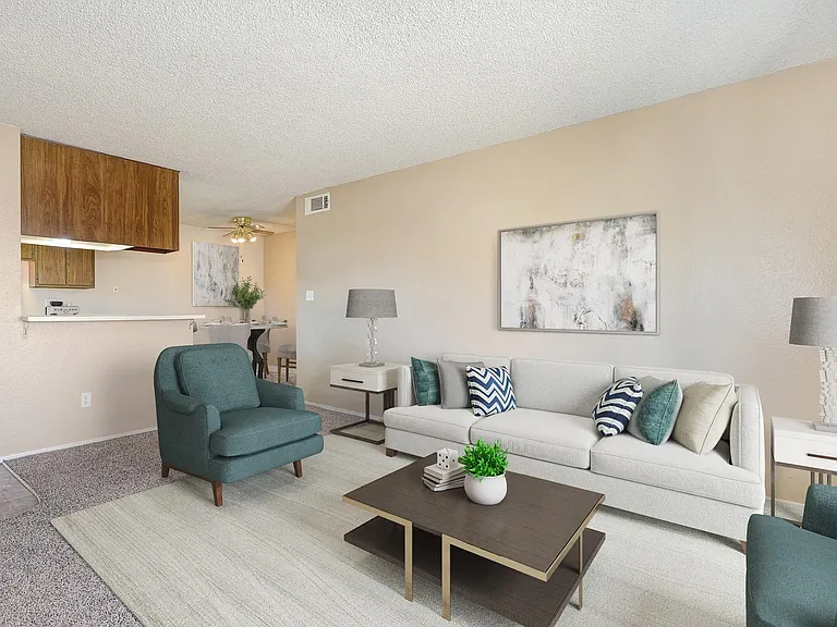 Brentwood Village Apartments — Photo 6