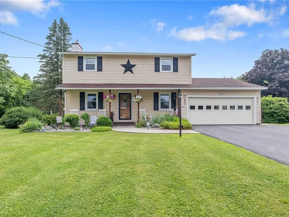 4956 Crestwood Ln, Syracuse, NY 13215