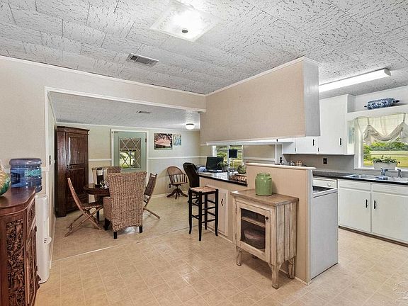 5th image of 6455 Oaks Ln #3