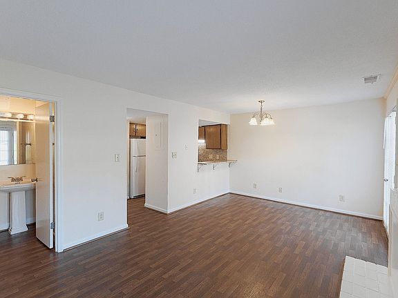 Westchester dining room