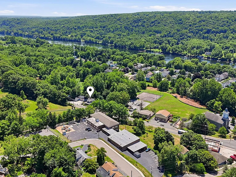 68 Frenchtown Rd #A — Photo 6