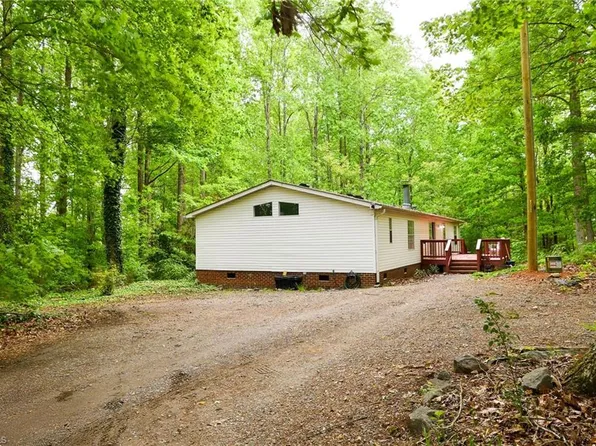 167 Sand Clay Ln, Mocksville, NC 27028