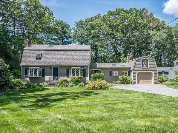 261 Central St, Framingham, MA 01701