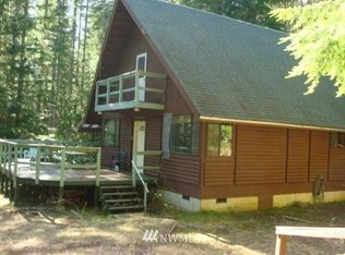 360 N Hilltop Loop Rd, Hoodsport, WA 98548