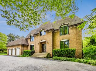 2 Norris Dr, Burr Ridge, IL 60527