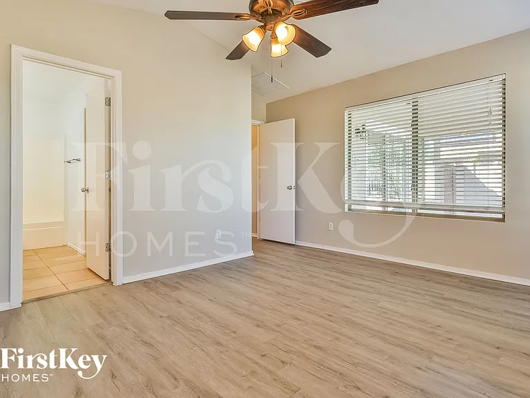 2383 W Morning Sun Cir — Photo 11