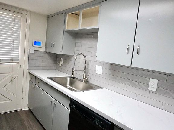 4th image of 12633 Memorial Dr APT 250
