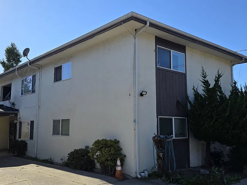 For Rent 3 bedroom apartment