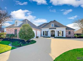 18024 Bellingrath Lakes Ave, Greenwell Springs, LA 70739