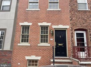 2545 S Alder St, Philadelphia, PA 19148