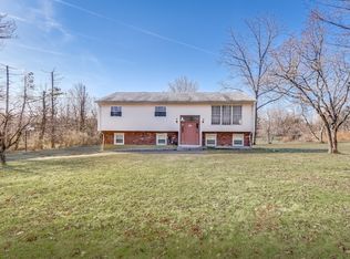 24 Lime Kiln Rd, Suffern, NY 10901