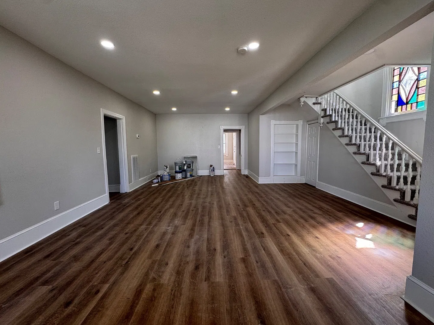 304 Poplar Ave — Photo 3