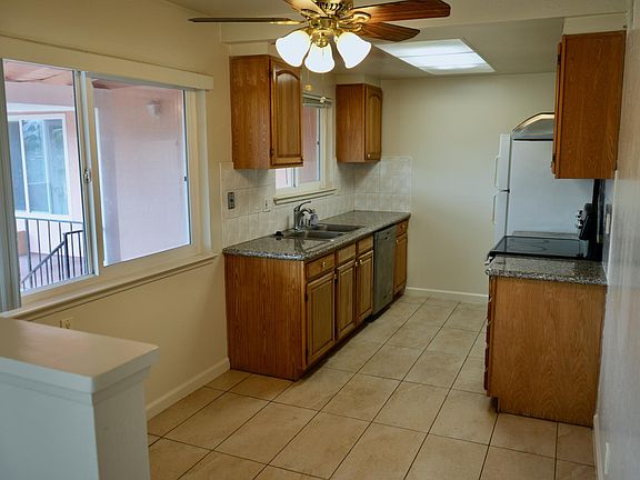 3rd image of 1231 Valerian Ct