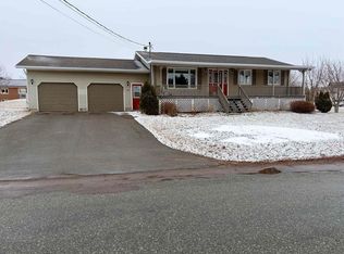 313 Norman Dr, Summerside, PE C1N 5X9