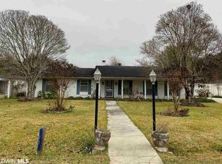 11 Rollins Pl, Atmore, AL 36502