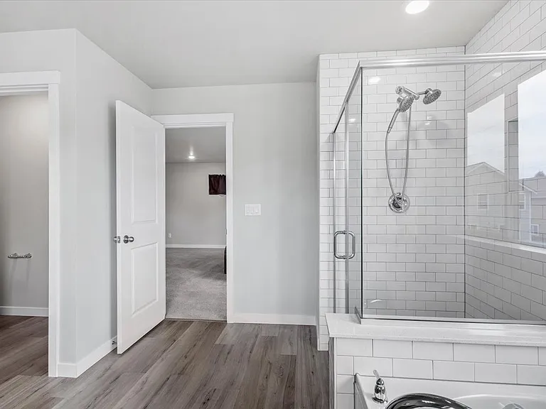 17512 SE 254th St — Photo 32