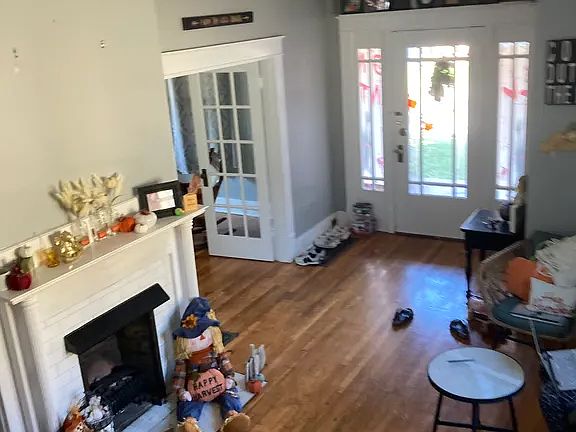 3rd image of 824 Sunset Dr #A