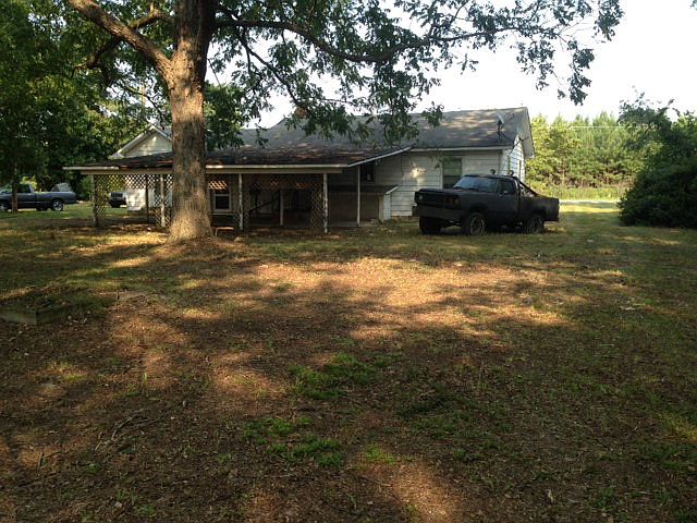 2nd image of 476 Whitford Stage Rd