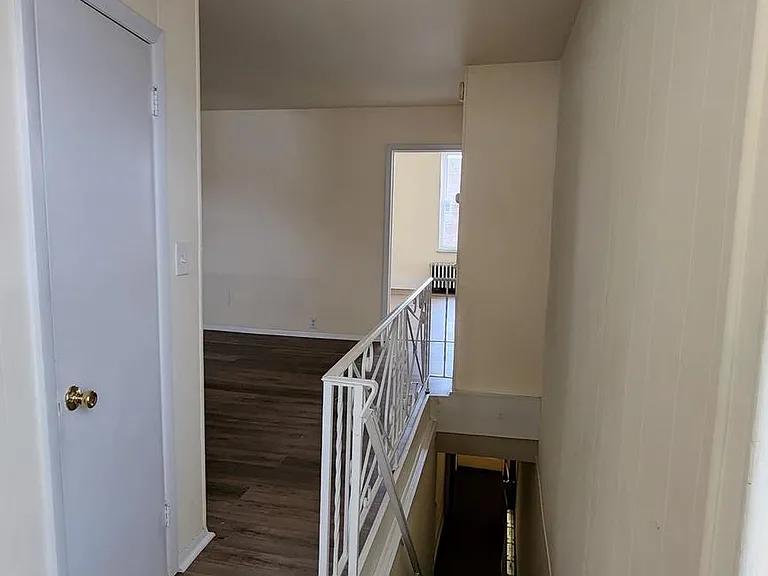 1325 McKean St #2 — Photo 11