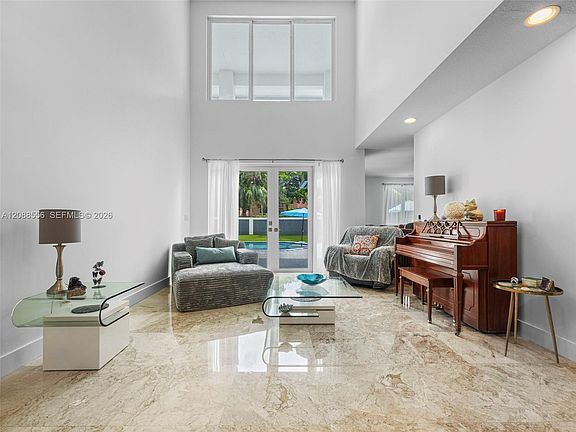 3rd image of 15822 SW 103rd Ln
