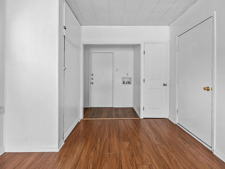 8011 Pistol Ln — Photo 18