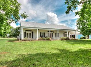210 Doyal Rd, Benton, LA 71006