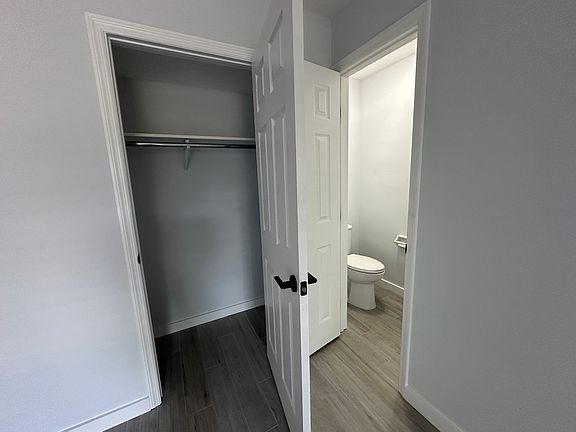 5th image of 2534 Waters Edge Dr